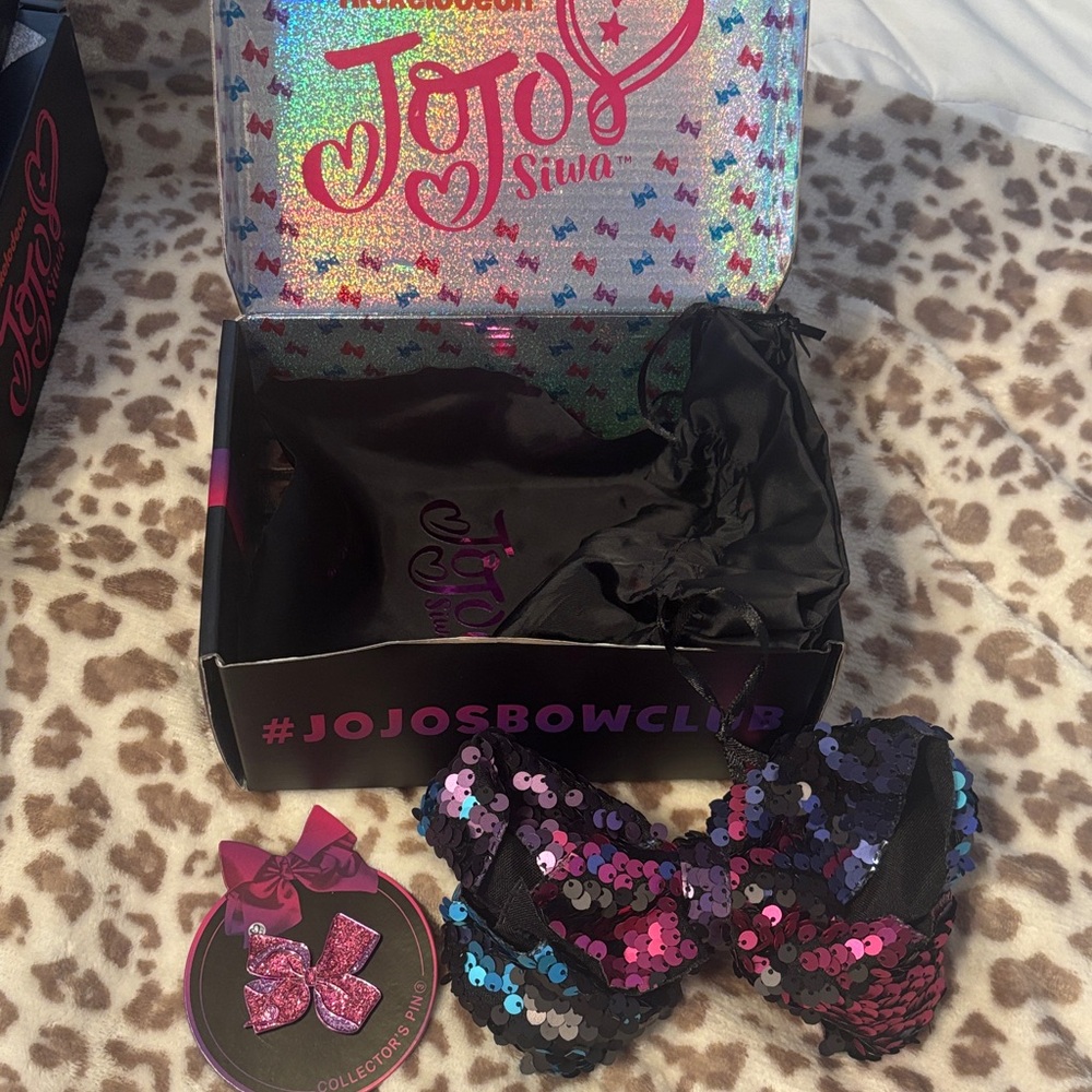 JoJo Siwa Multicolor Sequin Hair Bow